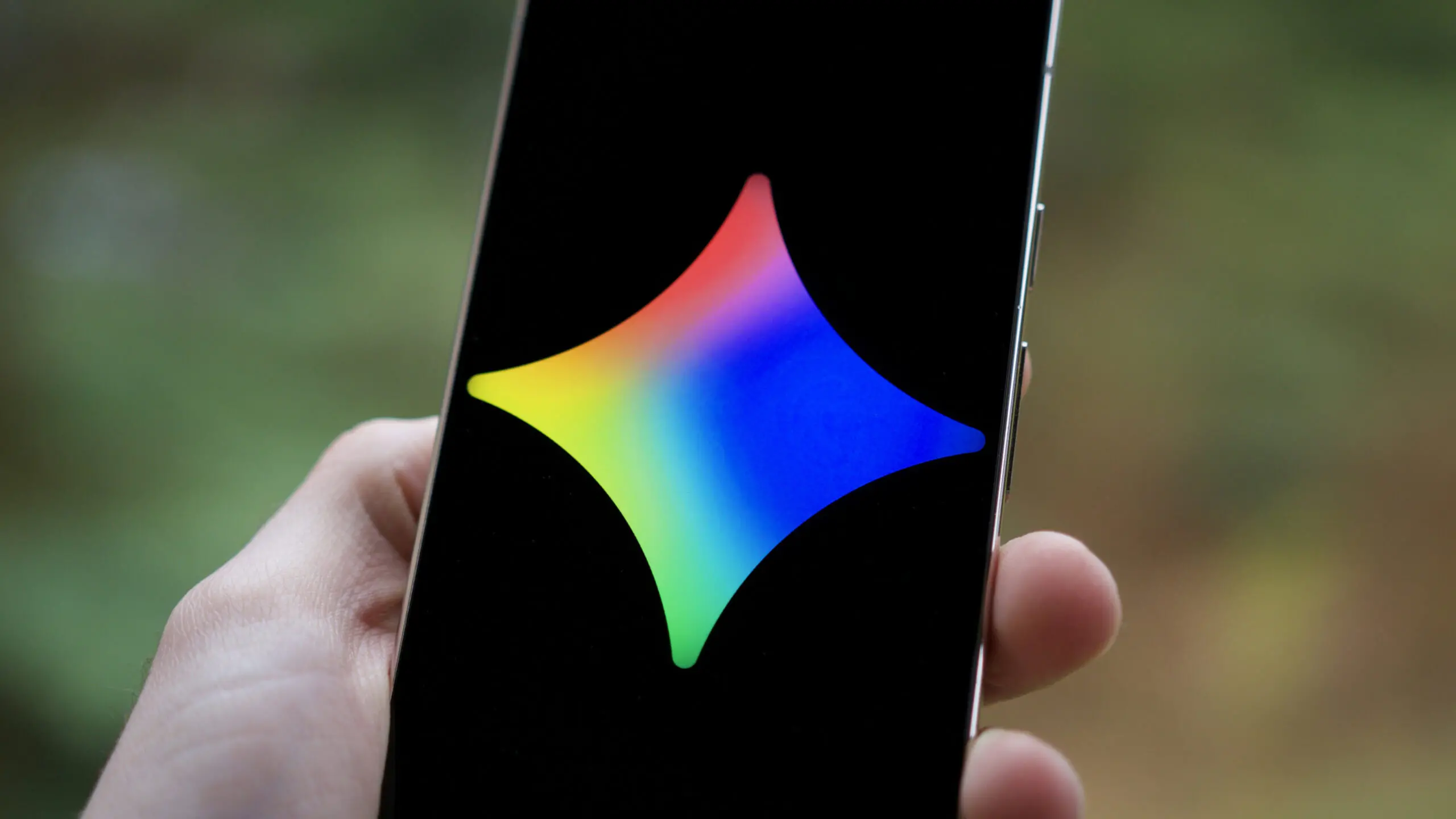 Google’s Gemini Spark is ready to run your digital errands while your phone is off